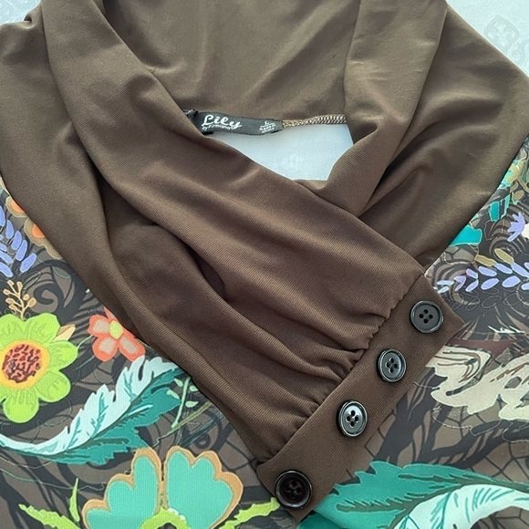 Lily by Firmiana women’s long sleeve Cowl neck Tunic/ blouse. Brawn floral print - Picture 3 of 6